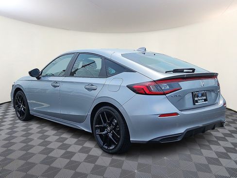 Used 2025 Honda Civic Sport image 4