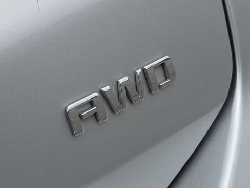 Used 2022 Chevrolet Equinox LS w/ LPO, Floor Liner Package image 11