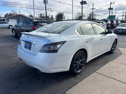 Used 2014 Nissan Maxima 3.5 S w/ Limited Edition Package image 8