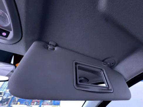 Used 2019 Chevrolet Spark LT image 32