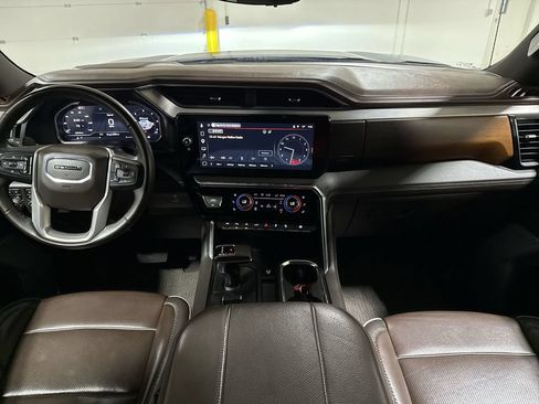Used 2024 GMC Sierra 1500 Denali w/ Denali Reserve Package AWD/4WD image 10