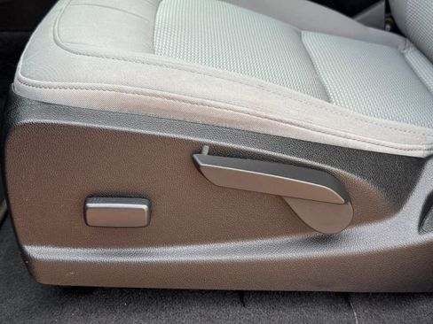 Used 2020 Chevrolet Colorado W/T w/ WT Convenience Package image 14