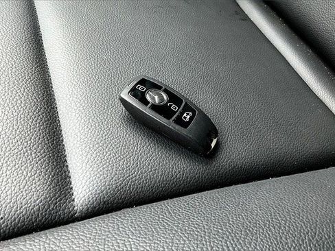 Used 2025 Mercedes-Benz Sprinter 2500 image 36