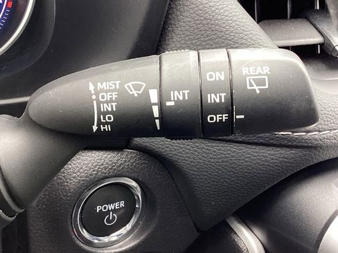 Used 2025 Toyota RAV4 XLE image 18