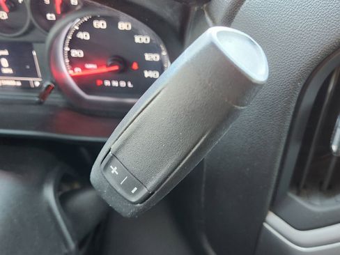 Used 2022 Chevrolet Silverado 1500 Custom image 23