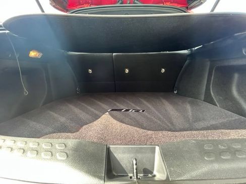 Used 2021 Toyota C-HR XLE FWD image 31