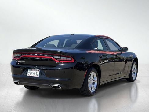 Used 2022 Dodge Charger SXT RWD image 8