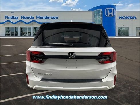 New 2026 Honda Odyssey EX-L image 4