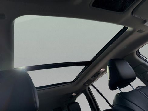 Used 2024 Toyota Grand Highlander Limited image 40