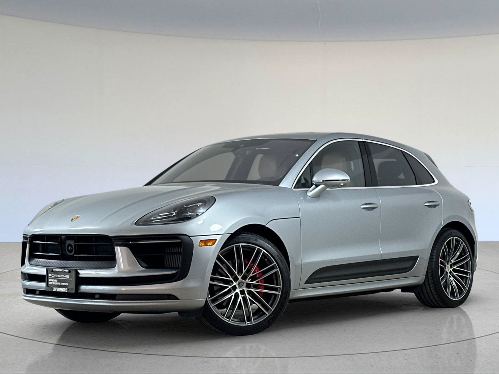 Certified 2026 Porsche Macan S AWD/4WD image 1