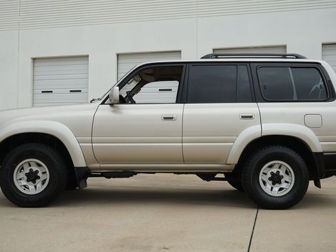 Used 1992 Toyota Land Cruiser AWD/4WD image 6