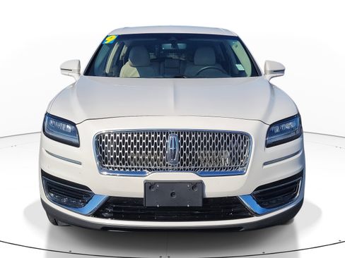 Used 2019 Lincoln Nautilus Select image 2