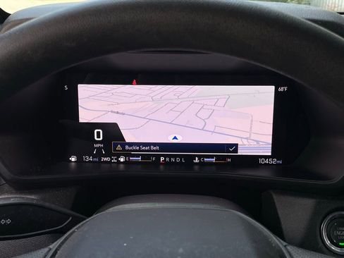 Used 2025 Chevrolet Colorado Trail Boss image 16