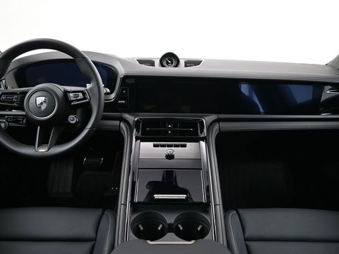 New 2026 Porsche Panamera Turbo image 9