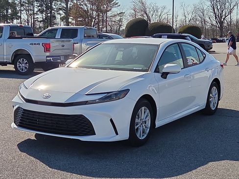 New 2026 Toyota Camry LE image 2