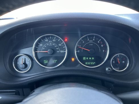 Used 2017 Jeep Wrangler Unlimited Rubicon image 11