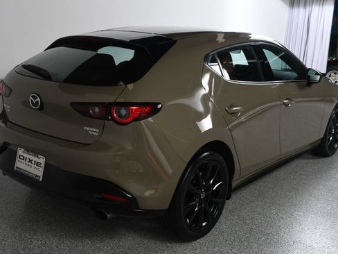 Used 2024 MAZDA MAZDA3 s AWD/4WD image 9