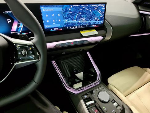 Used 2026 BMW X3 xDrive30 w/ Premium Package image 19