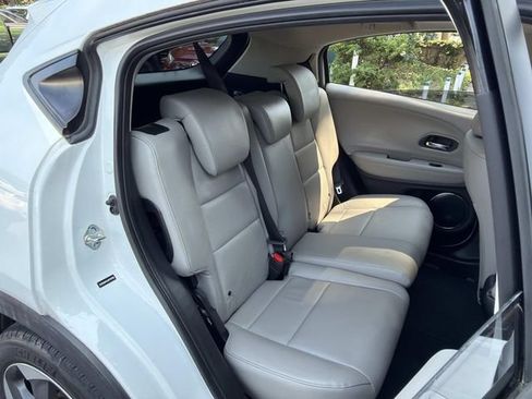Used 2018 Honda HR-V EX-L image 15