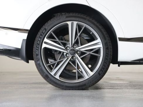 Used 2025 Genesis GV80 3.5T e-SC AWD/4WD image 21
