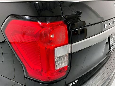 Used 2023 Ford Expedition XLT RWD image 38