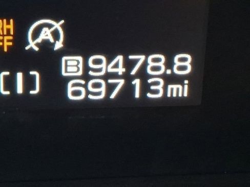 Used 2024 Subaru Crosstrek 2.5i Limited w/ Crosstrek Mirror Package image 20