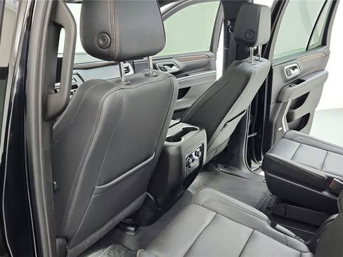 Used 2023 Chevrolet Tahoe High Country AWD/4WD image 22
