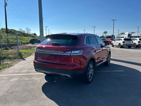 Certified 2021 Lincoln Nautilus Reserve AWD/4WD image 6