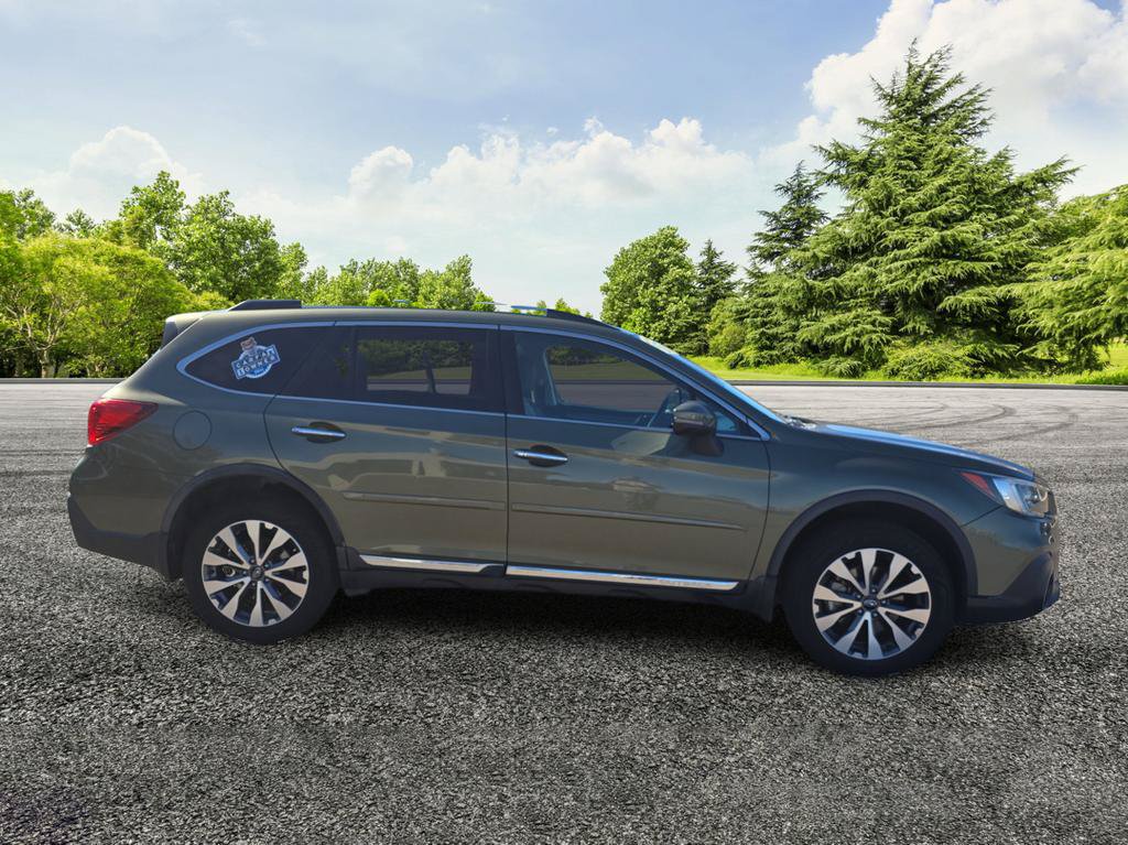 Used 2019 Subaru Outback 3.6R Touring w/ Popular Package #3A AWD/4WD image 8