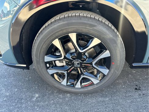 New 2026 Honda HR-V EX-L image 11