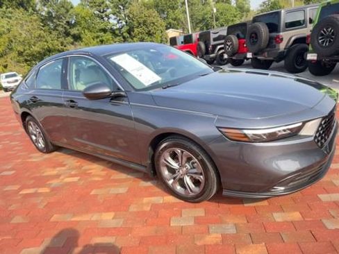Certified 2024 Honda Accord EX image 3
