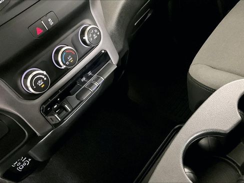 Used 2020 RAM 3500 Big Horn image 17