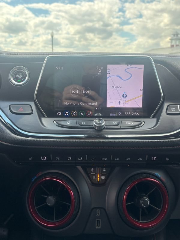 Used 2019 Chevrolet Blazer RS w/ Sun and Wheels Package FWD image 18