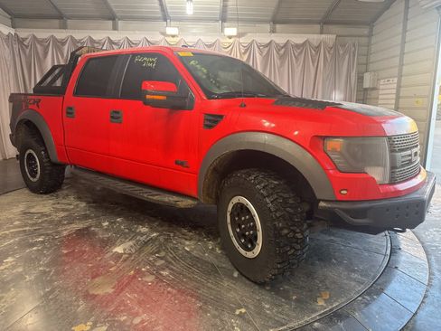 Used 2014 Ford F150 Raptor w/ Equipment Group 801A Luxury image 3