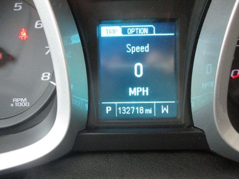 Used 2014 Chevrolet Equinox LT w/ Driver Convenience Package image 18