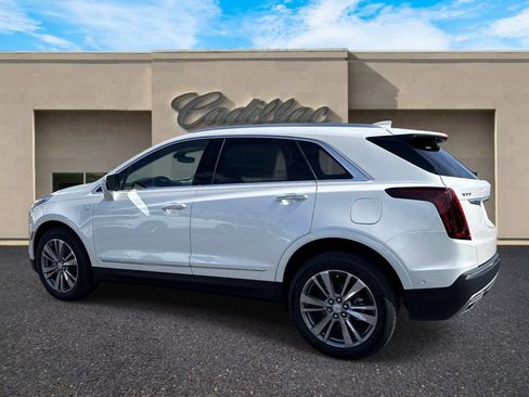 New 2026 Cadillac XT5 Premium Luxury w/ Driver Assist Package FWD image 5