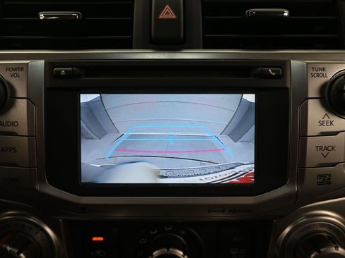 Used 2019 Toyota 4Runner SR5 Premium AWD/4WD image 18