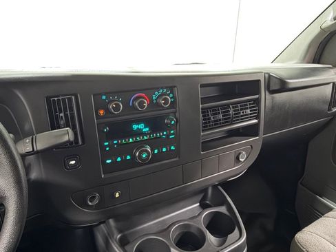 Used 2014 Chevrolet Express 3500 LS image 13