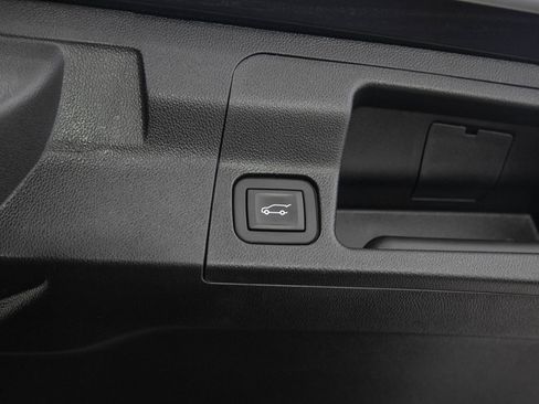 Used 2023 GMC Acadia AT4 w/ GMC Pro Grade Package AWD/4WD image 11
