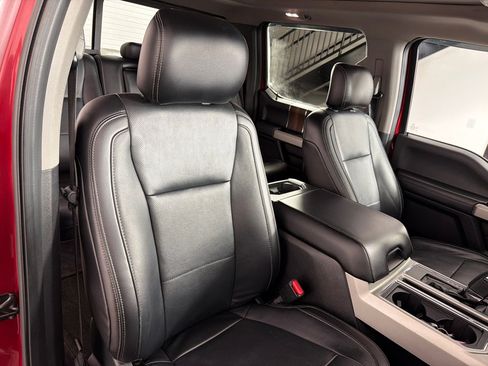 Used 2017 Ford F150 Lariat image 24