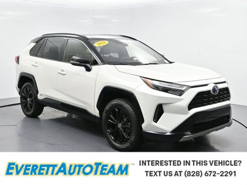 Used 2022 Toyota RAV4 XSE AWD/4WD image 1