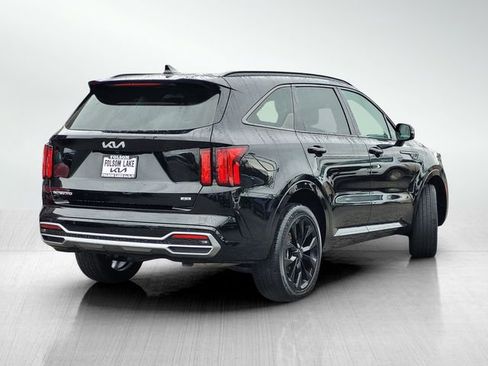 Used 2023 Kia Sorento SX image 4
