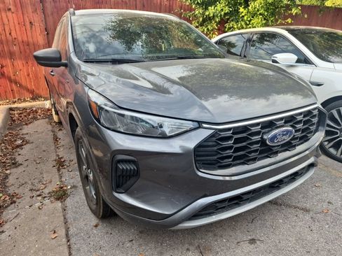 Certified 2024 Ford Escape ST-Line AWD/4WD image 23