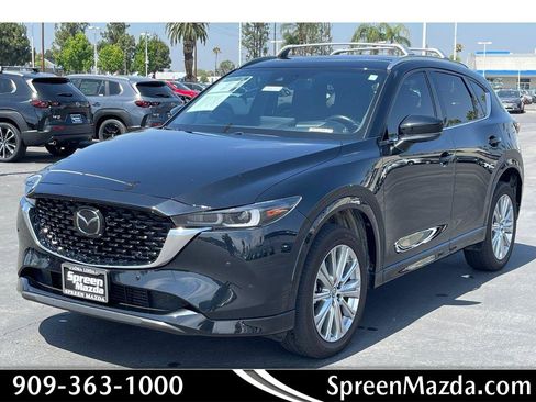 Used 2022 MAZDA CX-5 Signature AWD/4WD image 1