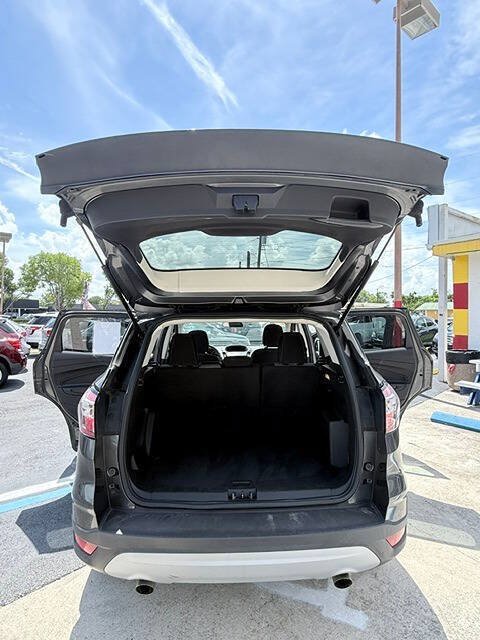 Used 2018 Ford Escape SE AWD/4WD image 16