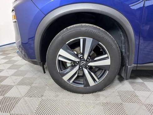 Used 2023 Nissan Rogue SL image 10