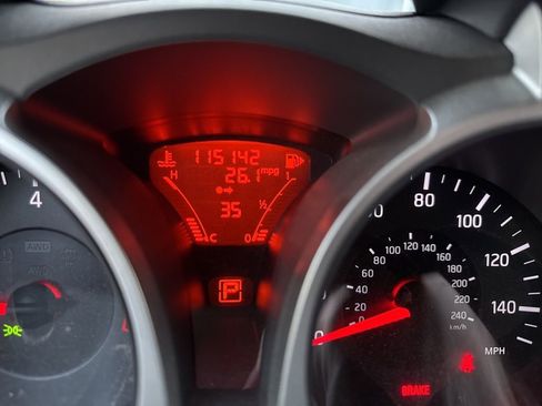 Used 2012 Nissan Juke SL image 5