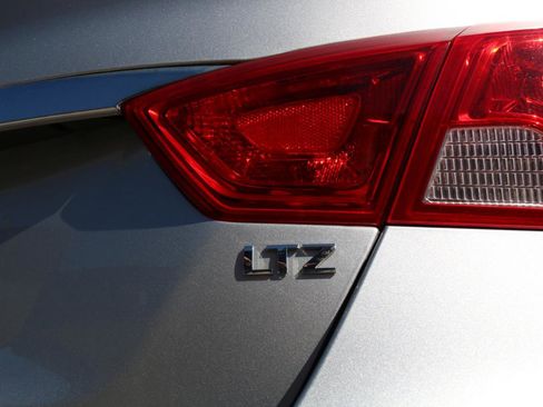 Used 2014 Chevrolet Impala LTZ image 13