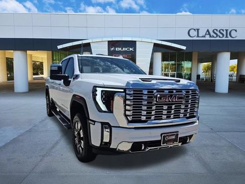 Used 2024 GMC Sierra 2500 Denali w/ Denali Reserve Package AWD/4WD image 2