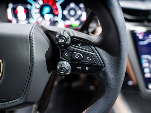 Used 2024 Lamborghini Revuelto AWD/4WD image 69